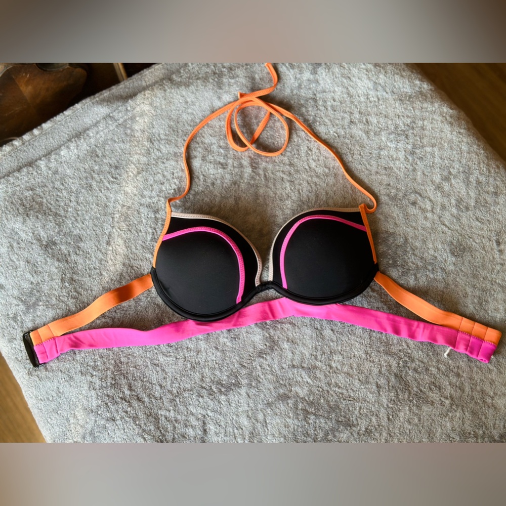 Victorias Secret Pink bathing suit top 32D